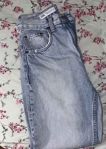 Zara Acik Mavi Rahat Kesim Jean