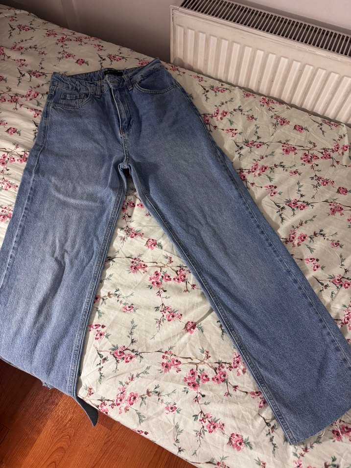 Açık Mavi Rahat Kesim Denim Jean — görsel 2/10