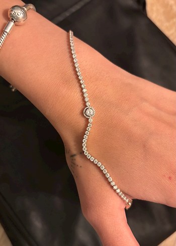 Pandora İsiltili Hale Tenis Bilekligi