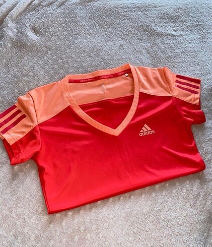 adidas tshirt