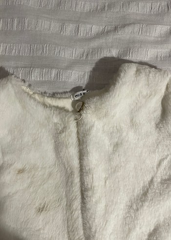 Kadın Beyaz Kısa Kürk Mont - Görsel 4