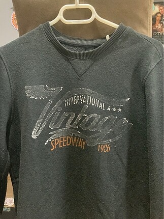 LC Waikiki Vintage sweat