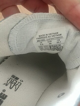 39 Beden mavi Renk Converse