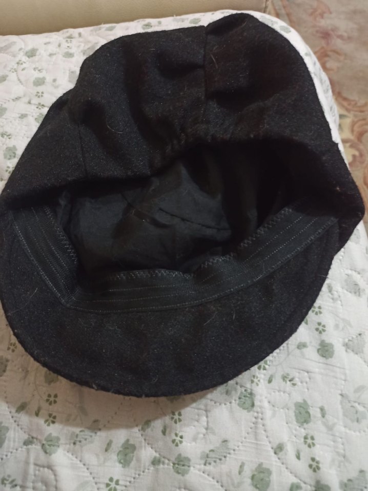 Düğmeli Siyah Yün Kadın Şapka - Görsel 4