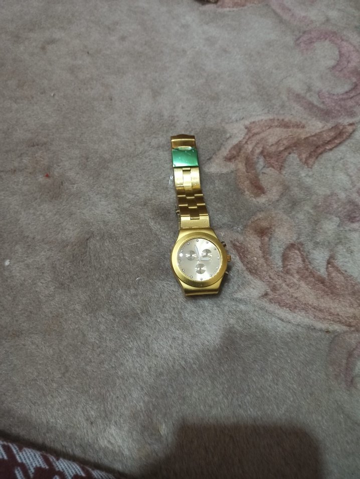 Kadın Altın Renkli Modern Klasik Saat - Görsel 2