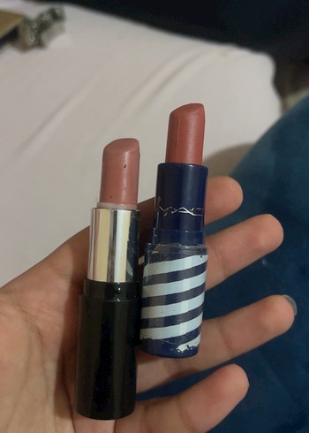 Çok Renkli Hafif Tonlarda Balm ve Rujlar - Görsel 6