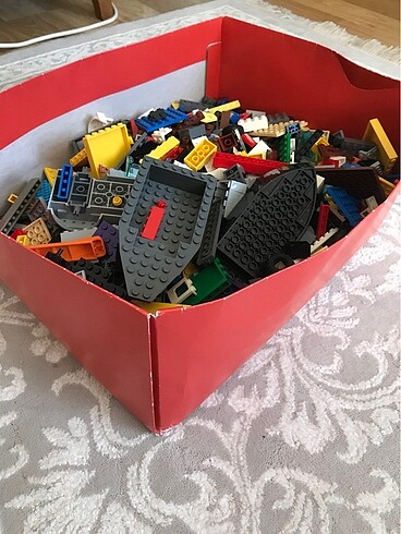 Beden 2085 parça lego kutusu + parça ayırıcı