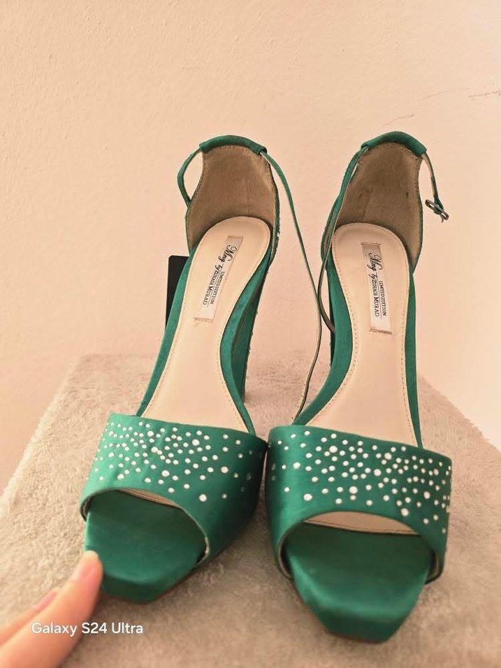 Mango Yeşil Saten Taşlı Topuklu Ayakkabı - Görsel 2