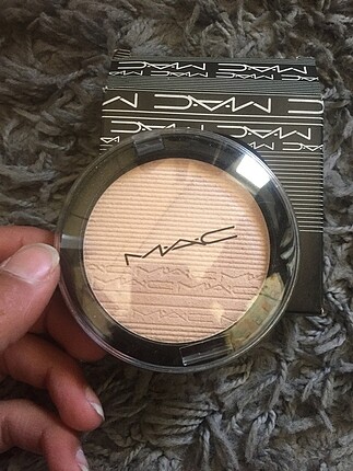 Mac pudra