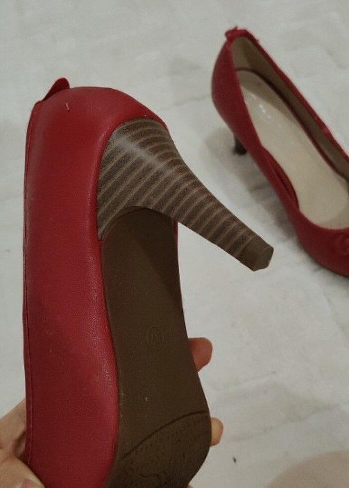 Topuklu ayakkabı - Görsel 4