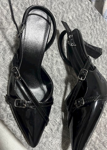 Siyah bantlı stiletto Topuklu Kadın Ayakkabı - Görsel 2