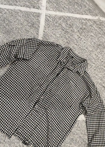 Gri Ekose Desenli Düğmeli Kadın Gömlek - Görsel 2