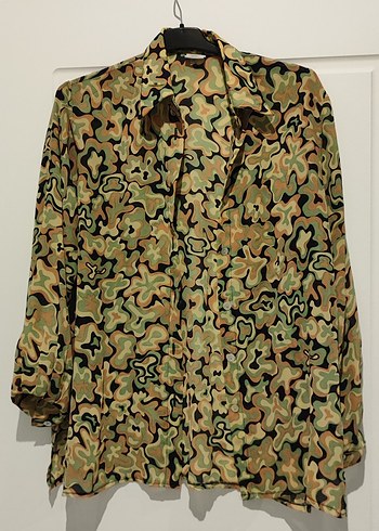 Düğmeli Kamuflaj Desenli Kadın Gömlek - Görsel 4