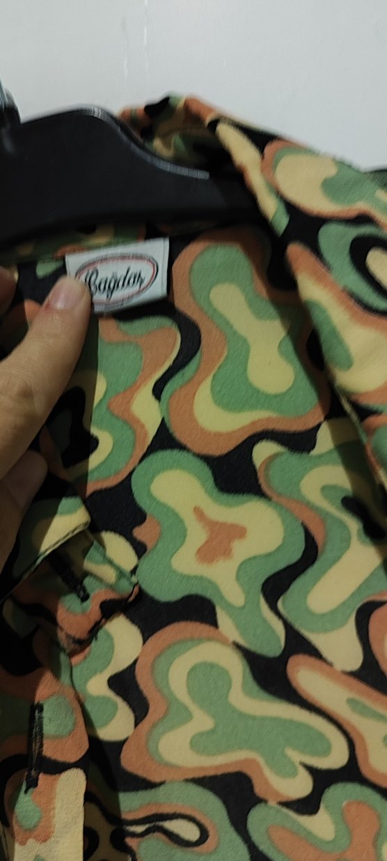 Düğmeli Kamuflaj Desenli Kadın Gömlek - Görsel 3