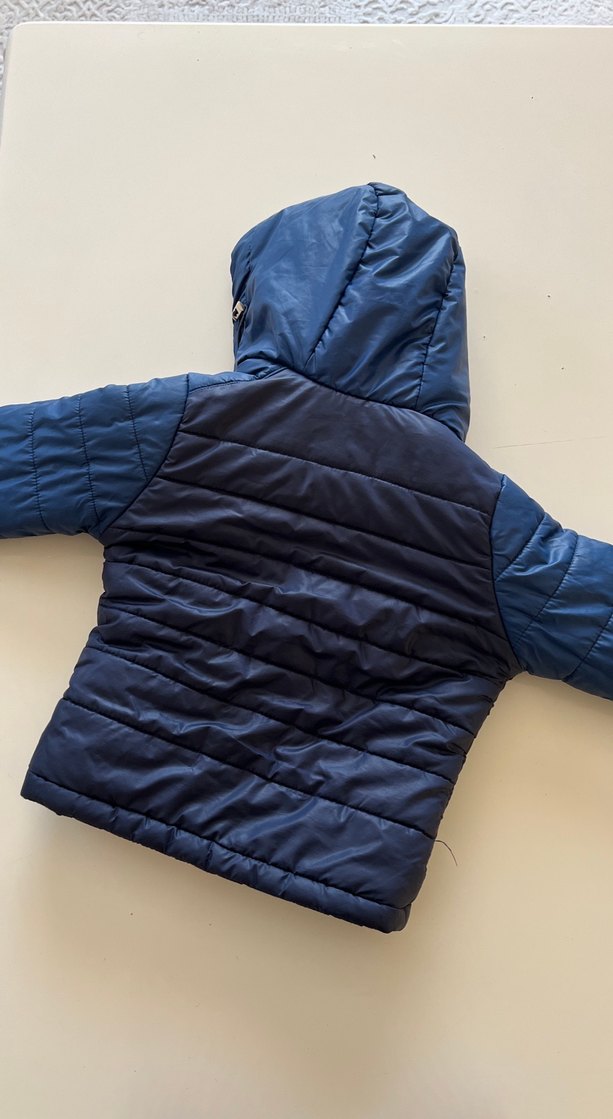 Erkek Çocuk Lacivert Kapüşonlu Mont - Görsel 4