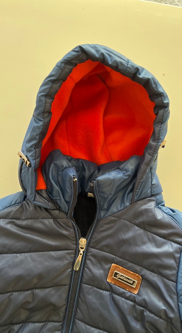 Erkek Çocuk Lacivert Kapüşonlu Mont - Görsel 2