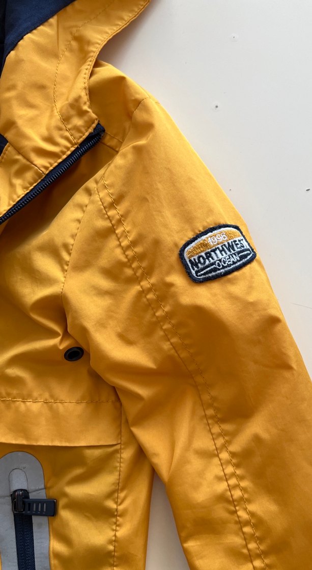 Erkek Çocuk Sarı Fermuarlı Kapüşonlu Yağmurluk - Görsel 3