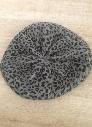 Leopar şapka