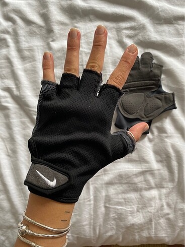 Nike eldiven