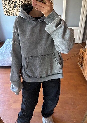 boohoo oversize sweatshirt
