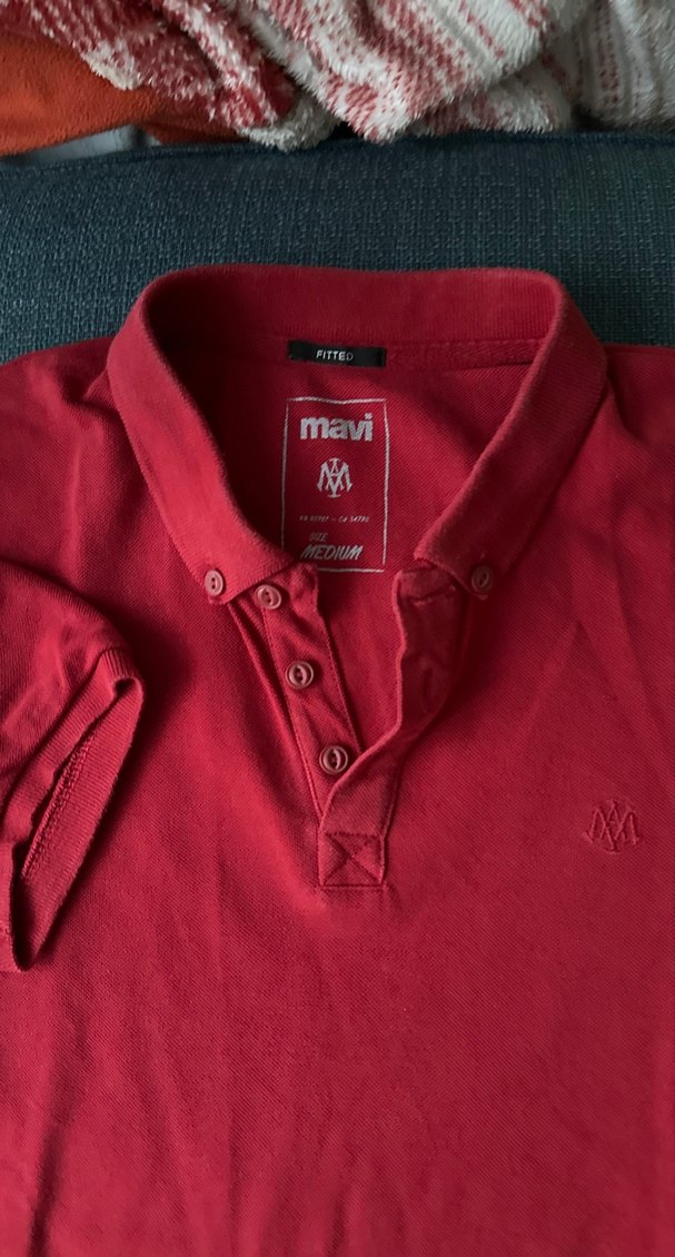 Kırmızı Düğmeli Kısa Kollu Polo Tişört - Görsel 2