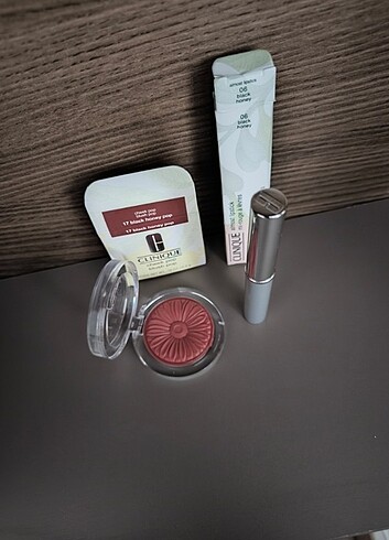  Beden Renk Clinique black honey set