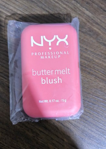 Nyx Pastel Pembe Buttermelt Allık