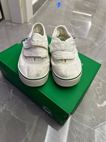 Beyaz Benetton