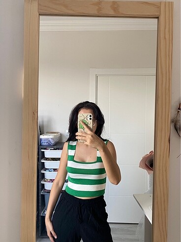 crop top