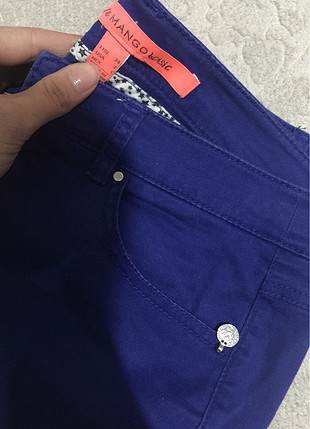 34 Beden lacivert Renk Mango normal bel mavi pantalon keten tarzıdır 34-36 uyumludur
