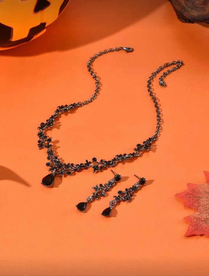 Siyah İşlemeli Gotik Boncuklu Takı Seti - Görsel 4