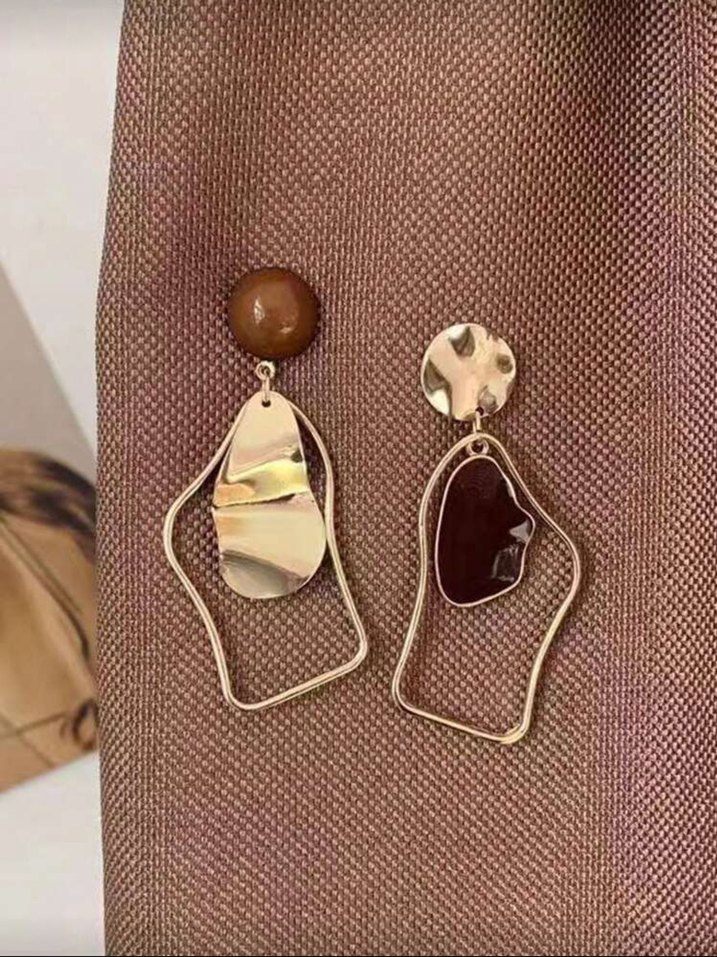 Kahve Altın Renkli Asimetrik Uzun Küpe - Görsel 2