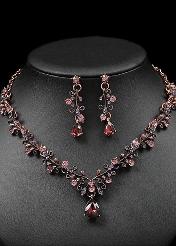 Bordo İşlemeli Parlak Kadın Takı Seti - Görsel 2