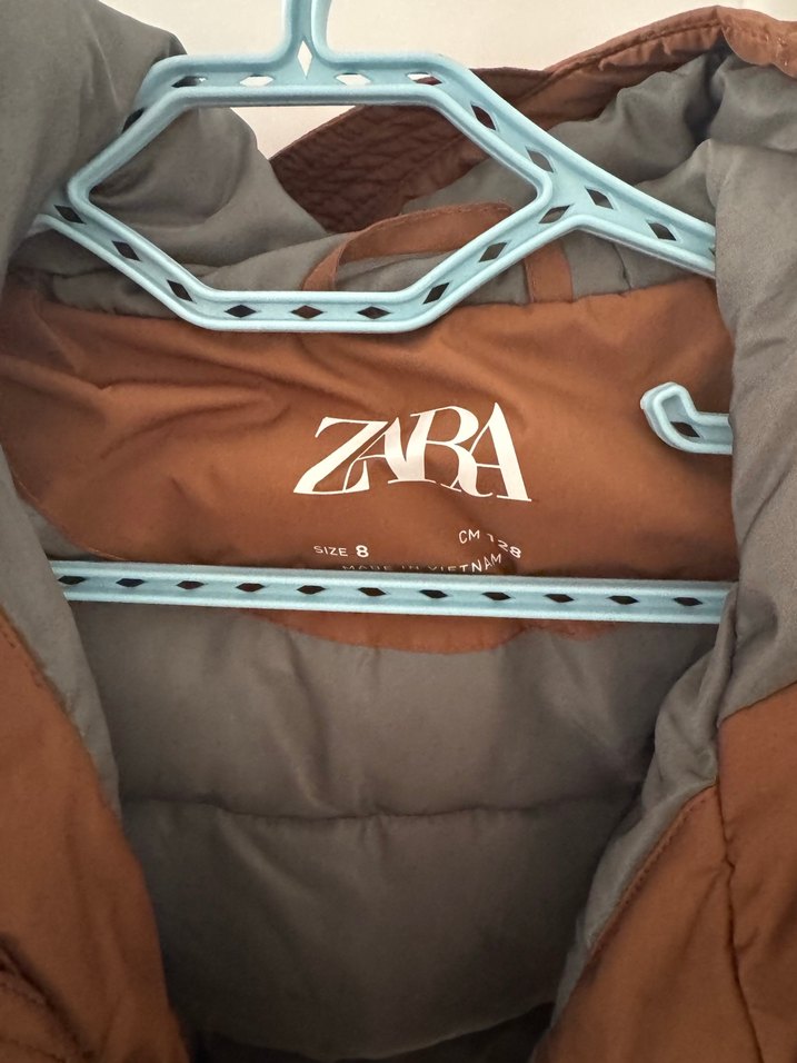 Kahverengi Kapüşonlu Erkek Çocuk Kaban - Görsel 4