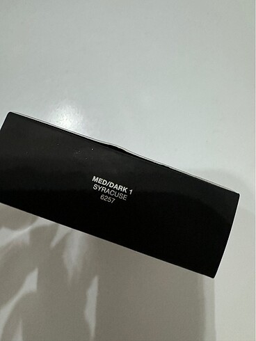  Beden Nars allık