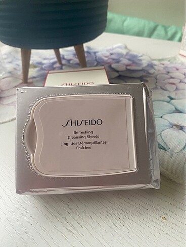 Shiseido Shisedıo mendil