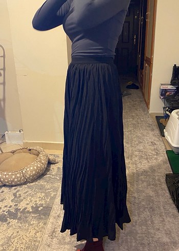 Siyah Donette Piliseli Midi Etek - Görsel 6