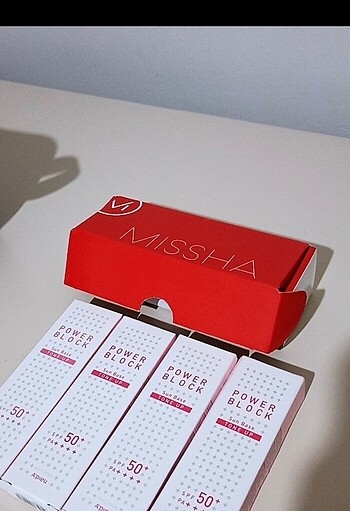 Missha Midhat pover block yöne yo sun bade pink spf 50+