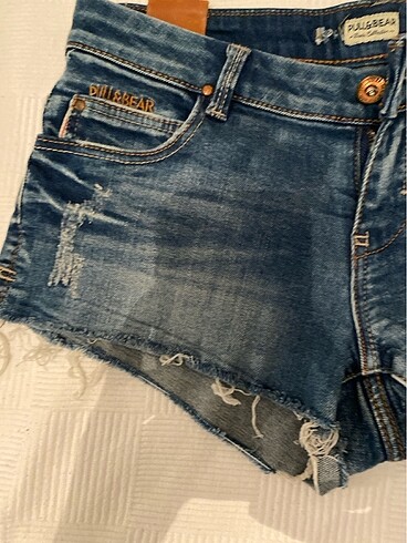 26 Beden mavi Renk PULL&BEAR şort