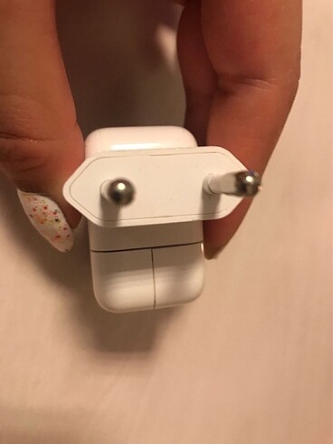  Beden Apple Şarj Adaptörü