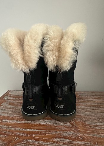 Ugg ugg 25 numara