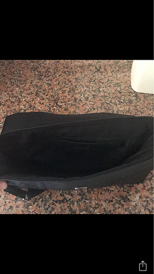 l Beden Askılı siyah çanta