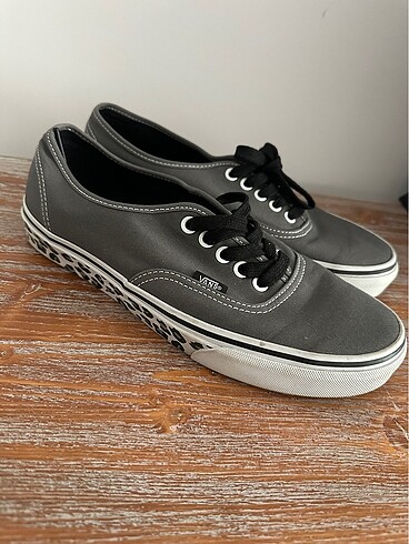vans authentic 41