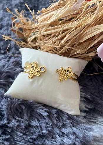 Altın Renkli Ayıcık Figürlü Kadın Bileklik - Görsel 3