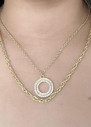 Zincir Detaylı Altın renkli Kolye - Görsel 3