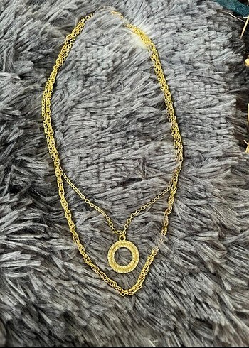 Zincir Detaylı Altın renkli Kolye - Görsel 5