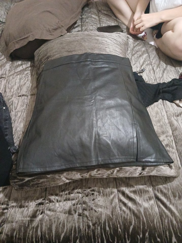 Kadın Gri Deri  etek kase etek kot şort hepsi s beden - Görsel 3