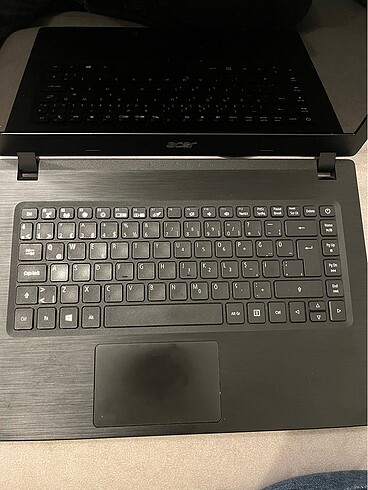 Beden Renk Acer dizüstü bilgisayar
