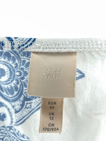 40 Beden çeşitli Renk H&M Kısa Tulum %70 İndirimli.
