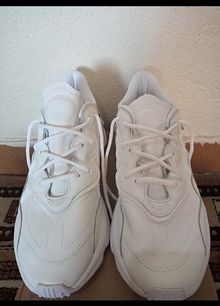 Adidas Ozweego